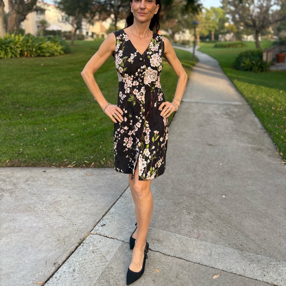 Dolce & Gabbana Black Floral Cherry Blossom Jacquard Sleeveless Mini Dress - IT - Picture 2 of 13